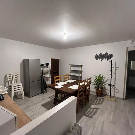 Logement Neuf En Face De La Foret. Acces Cour. Bagnoles de l'Orne Normandie ภายนอก รูปภาพ